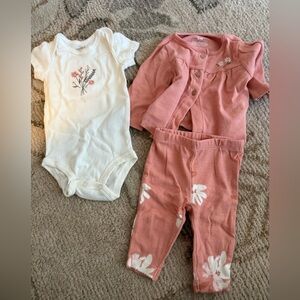 Carter's White and Pink Floral One Piece Set 0-3 never worn